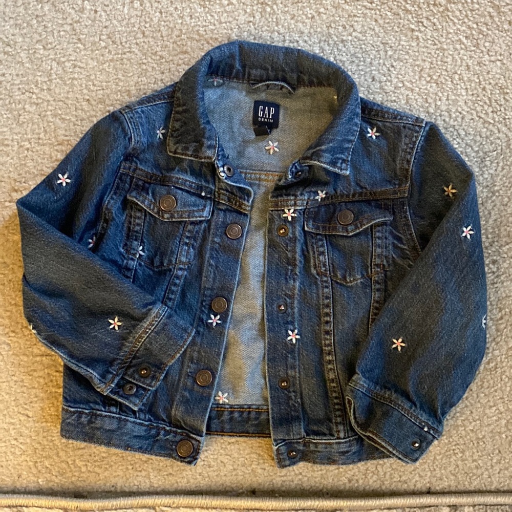 Flowered denim jacket